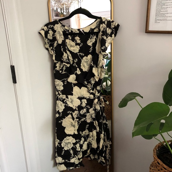 free people floral wrap dress - Picture 2 of 6